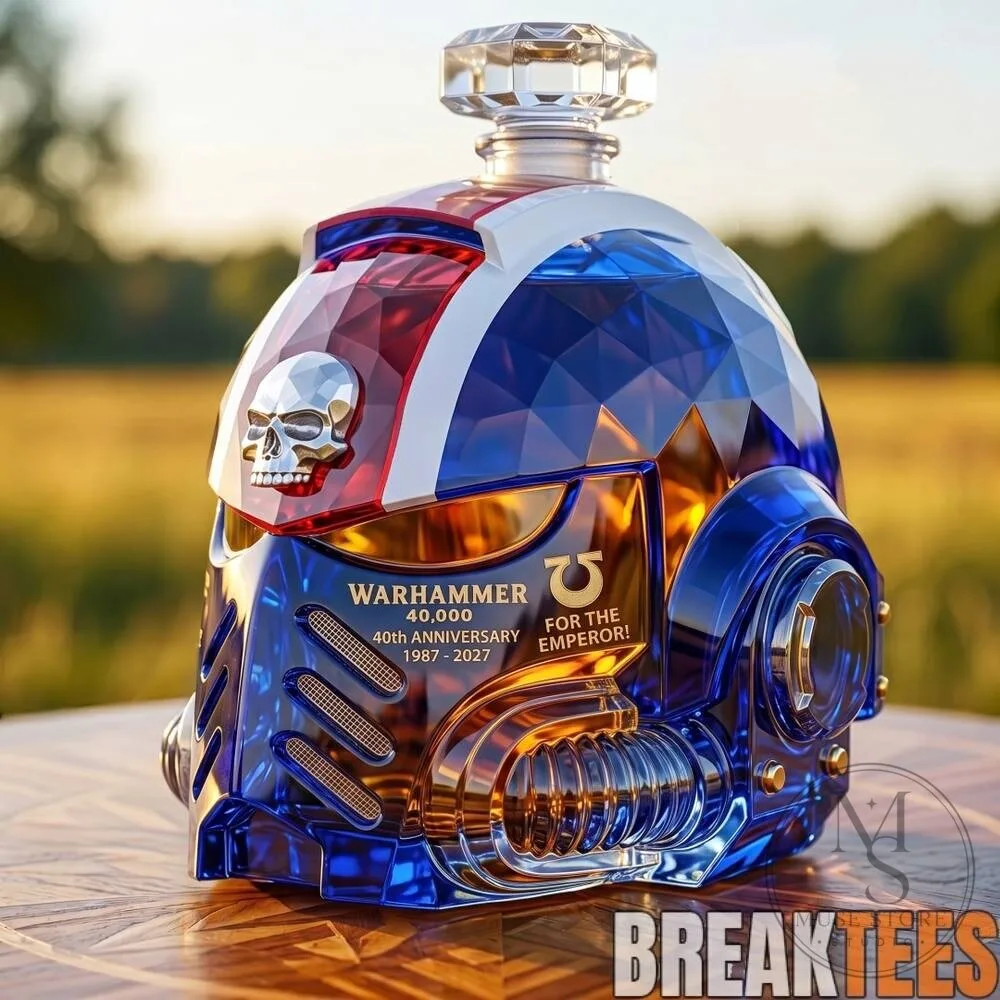 Warhammer 40,000 Space Marine Helmet 40th Anniversary Whiskey Decanter Bottle