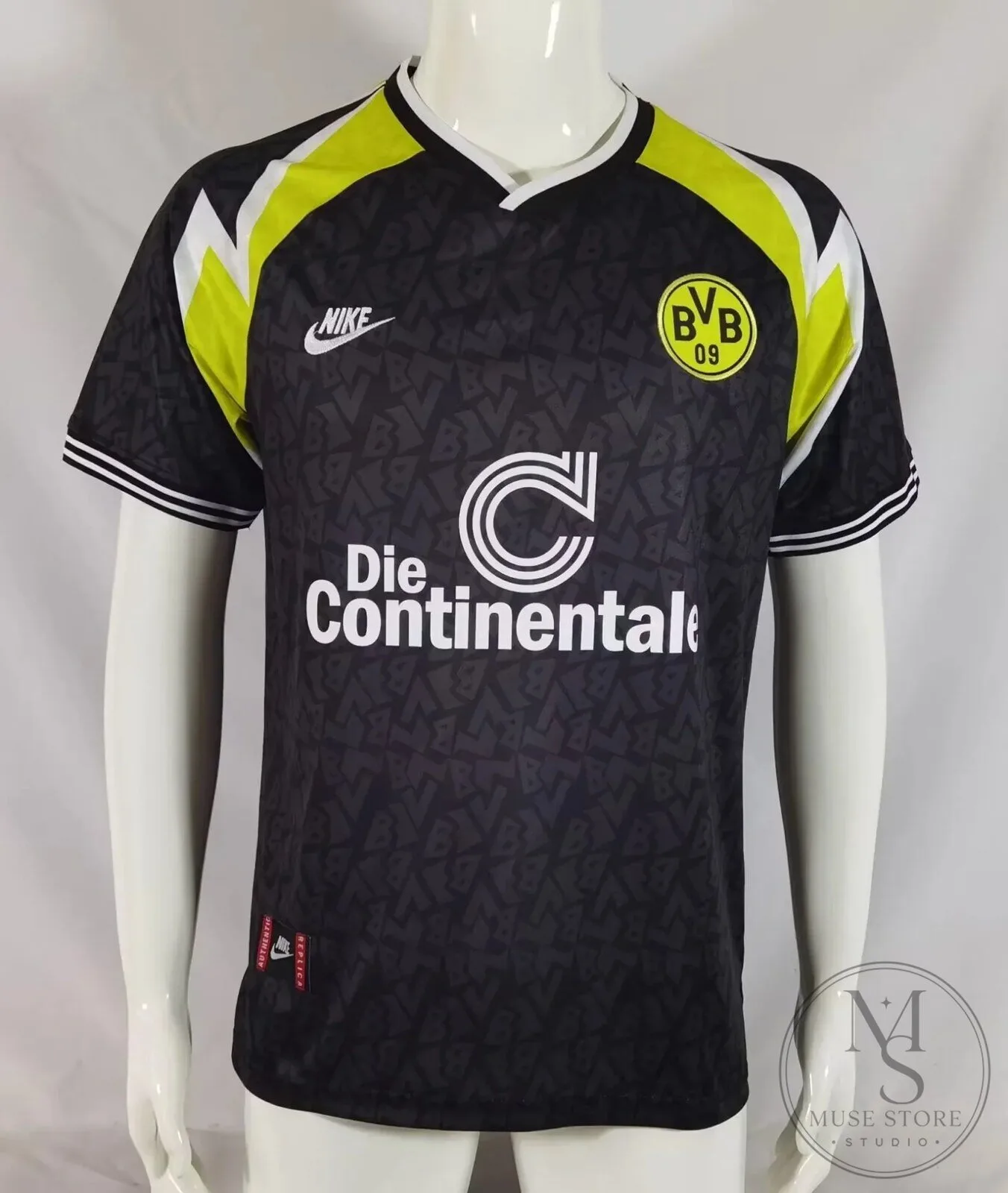 Borussia Dortmund 1995-1996 Away Retro Football Jersey